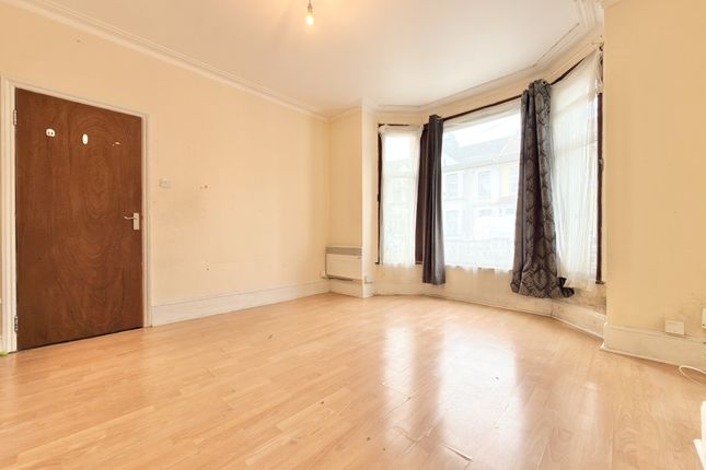 Harpour Road, BARKING photo 3