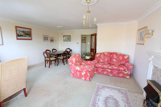 Flat 58 Berkeley Court, Wilmington Square, Eastbourne photo 4
