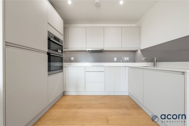 Flat for sale in Eastern Point, 399 F Edgware Road, London
