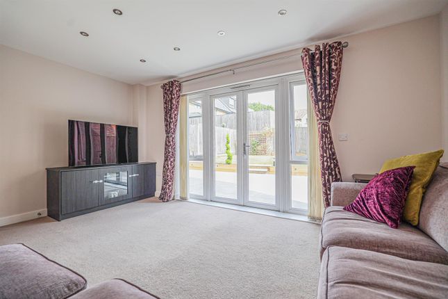 1, Chervil Road, Hemel Hempstead photo 3