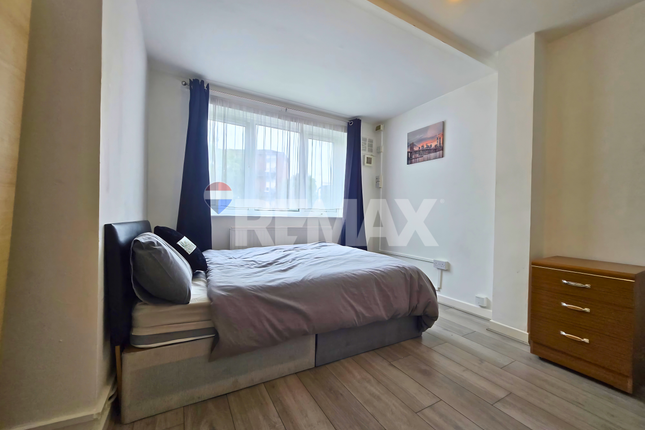 flat4, Gilpin Road photo 2