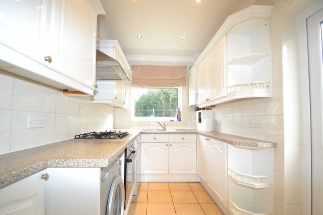 Carlisle Road, Surrey photo 3