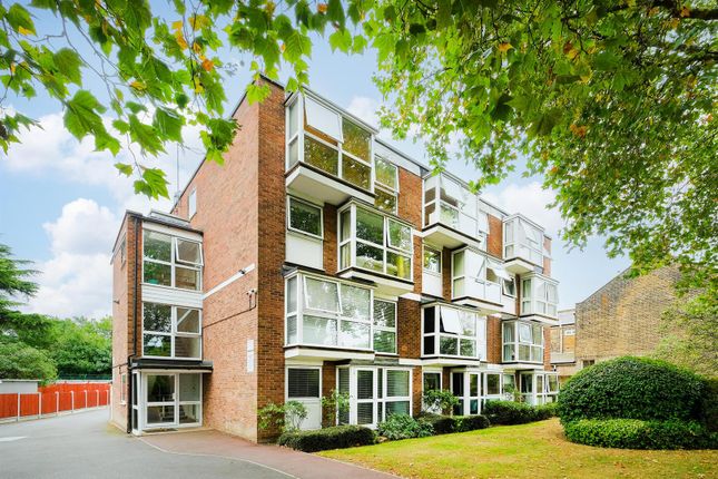 9 Heath Court-14_Web.Jpg