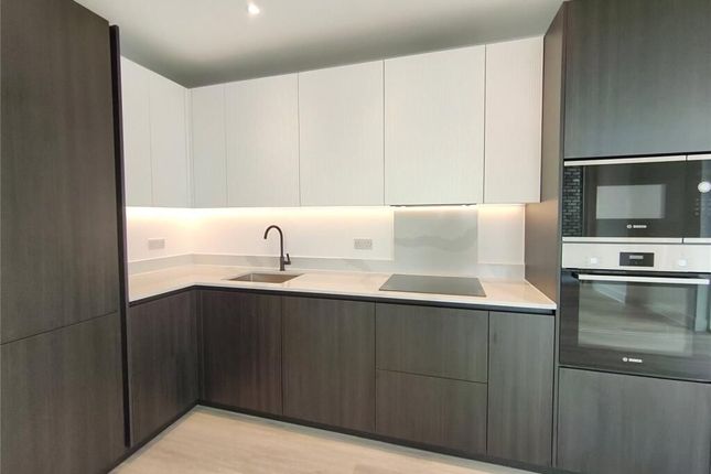 904, Silverleaf House, London photo 4