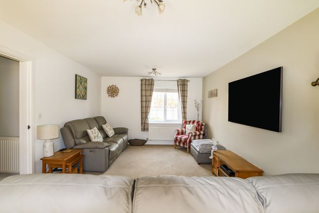 Detached house for sale in Parkview Terrace, Bedford