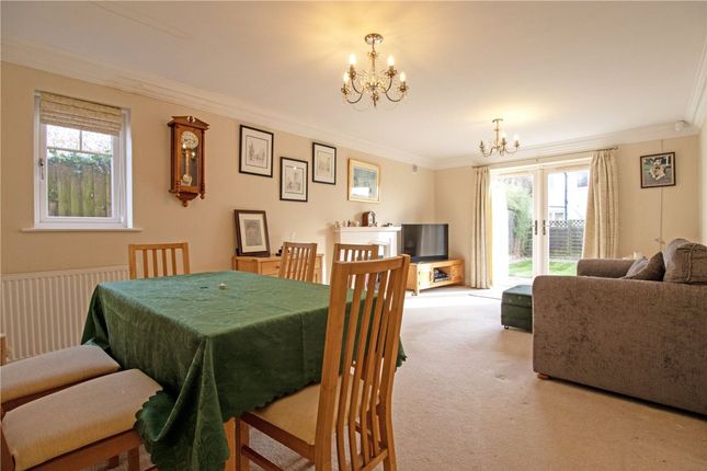 2 Hawthorn Croft, Doncaster photo 2