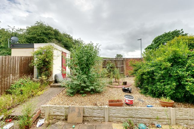 65 Summerhill, Sutton Hill, Telford photo 4