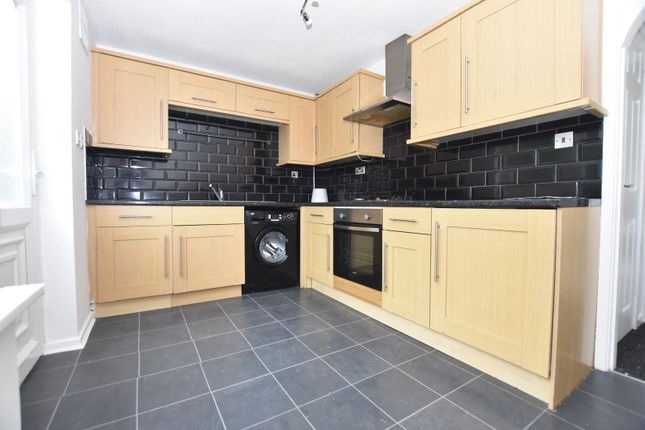 7, Ralston Grove, Sheffield photo 3