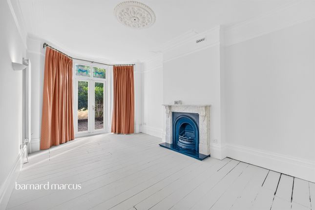 4, Sussex Road, New Malden photo 4