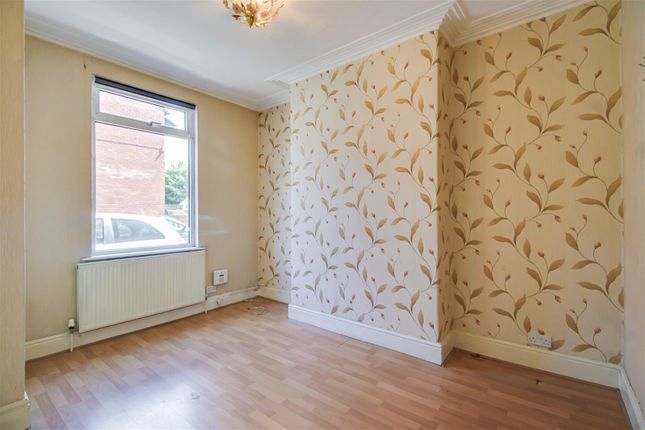 3, Marsland Place, Wakefield photo 4