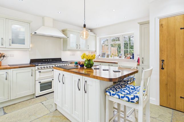 4 Coniston Cottages,, Wexham Street, Buckinghamshire photo 4