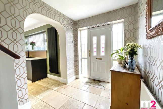 12, Anderson Place, Newport photo 3