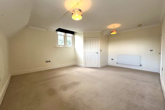 7 Elmfield house, South Street, Cottingham photo 5