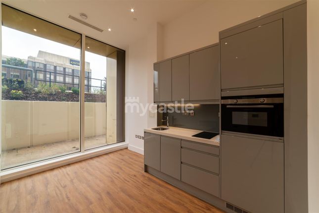 Westgate House, 6, West Gate, Ealing, London photo 4