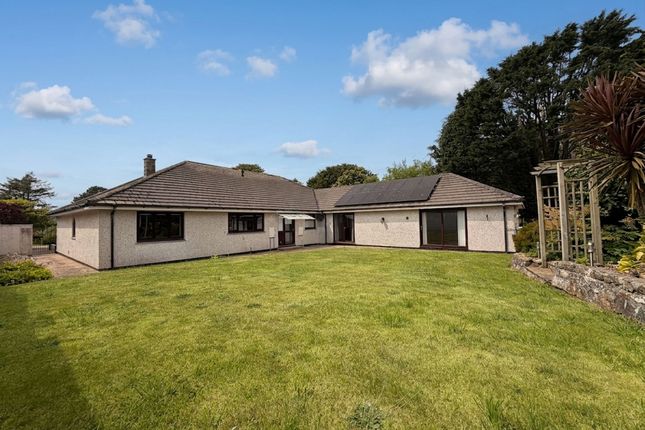 4 Lowenac Gardens, Camborne photo 2