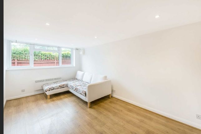 84A, Richmond Road, London photo 4