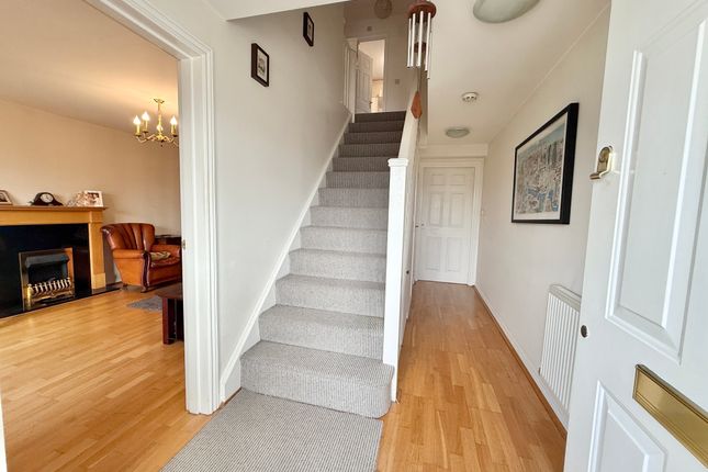 3, Elm Tree Grove, Merthyr Tydfil photo 2