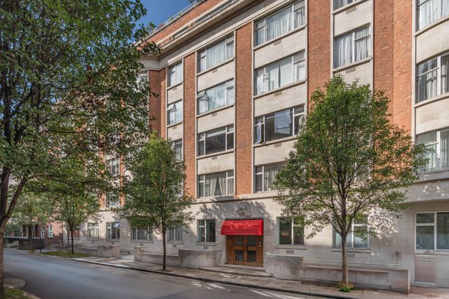 77, 77 Hallam Street, London photo 3