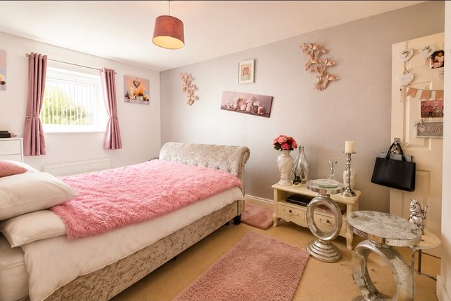 94, Endeavour Court, Plymouth photo 4