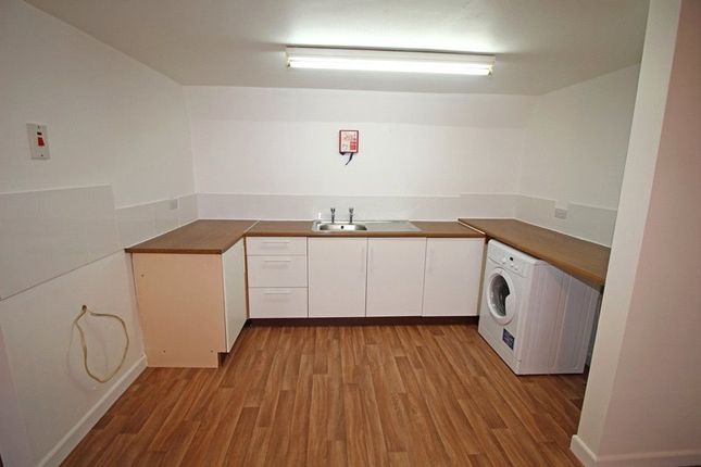 Flat 3, The Mill,, Station Road, Devon photo 3