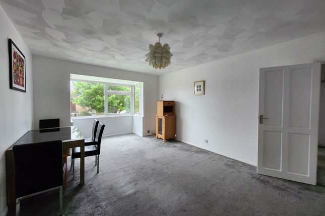 Thumbnail Flat to rent in Lincett Avenue, Worthing
