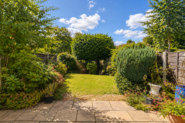 50 Beech Farm Drive, Tytherington, Macclesfield photo 3