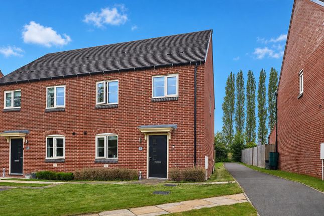 3-bed house on 7, Butler Close, Hinckley, £290,000