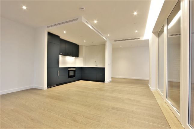 3-bed flat on Greenford House, 2 Jubilee Walk, London, £1,550,000