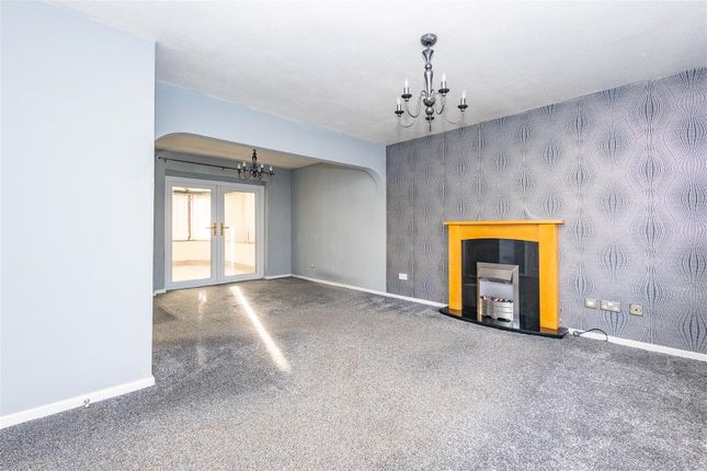 33, Whernside Way, Leyland photo 2