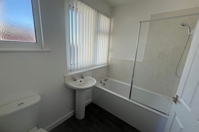 Flat 3 25a Bainbridge photo 4