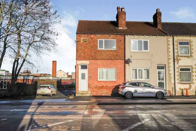 Thumbnail End terrace house for sale in Wakefield Road, Featherstone, Pontefract