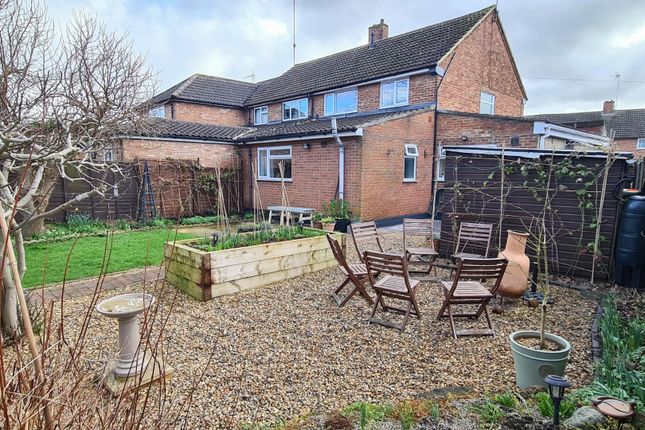 Semi-detached house for sale in Waterdell, Leighton Buzzard