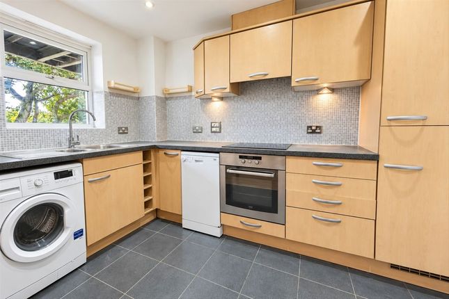 42, Primrose Place, Isleworth photo 4