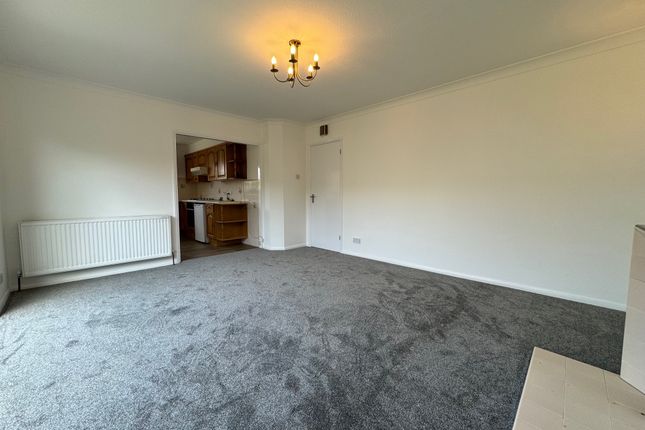 4, Millstream Gardens, POLEGATE photo 3