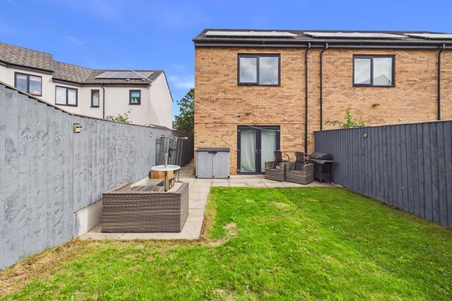 107, Curlew View, Pontefract photo 4