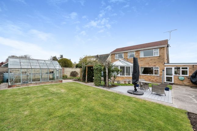 Thumbnail Property for sale in Heywood Avenue, Diss