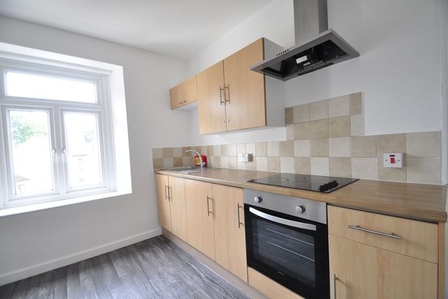 Flat B 12 Clytha Crescent, Newport, Newport photo 2