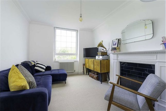 Flat 20, Becket House, Tabard Street, London photo 2