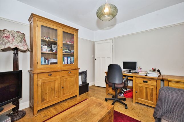 39, Roping Road, Yeovil photo 3