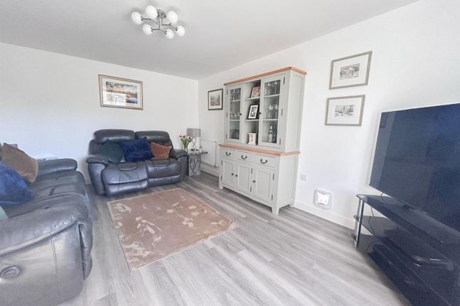14, Luffield Drive, Bexhill-On-Sea photo 3