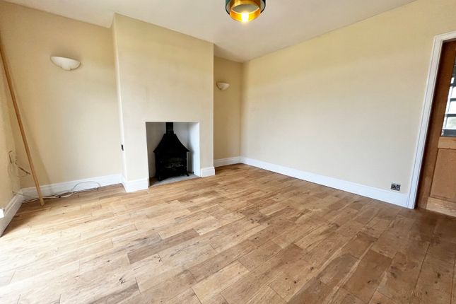 7, Ayrton Crescent, West Yorkshire photo 3