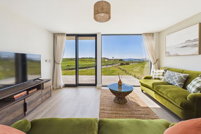 4, Perrantide, Bude photo 2