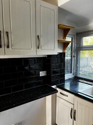 301, Rocky Lane, Birmingham photo 5
