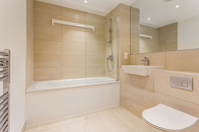Flat 23, Orchid Court, 1 West Street, Watford photo 4