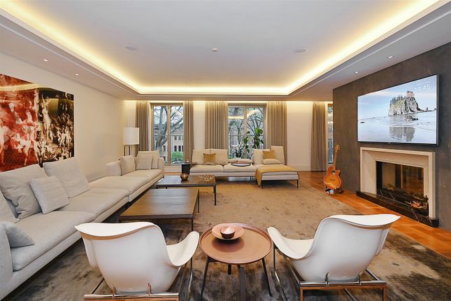 Flat for sale in 1 Ebury Square, Belgravia, London