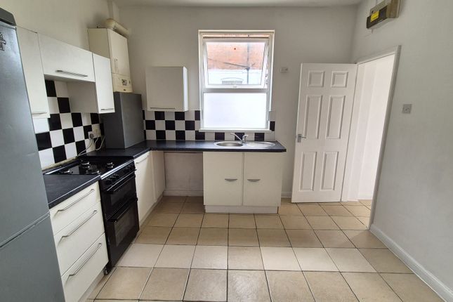 Flat 2, 13 Silver Birch Road, Birmingham photo 3