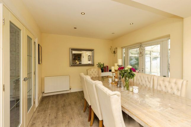 18, Toller Grove, Bradford photo 4