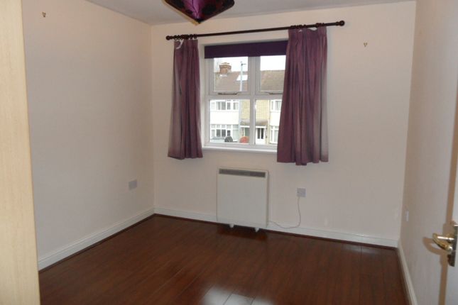 2, Winstanley Court off Cromwell Road, Cambridge photo 5