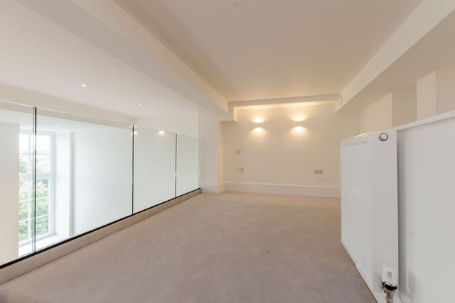 Goldsmiths Row, E2, Bethnal Green photo 4