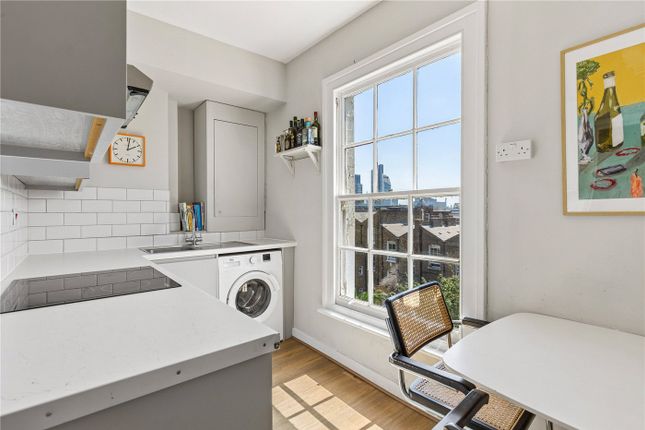 Flat C, 149, Packington Street, London photo 3